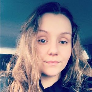 Meet your Posher, Cheyanne